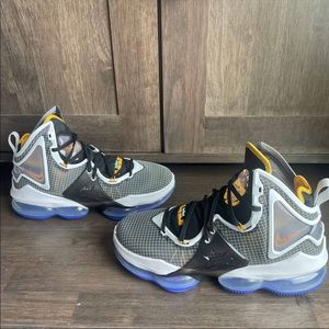 Nike Lebron 19 ‘Graduate’